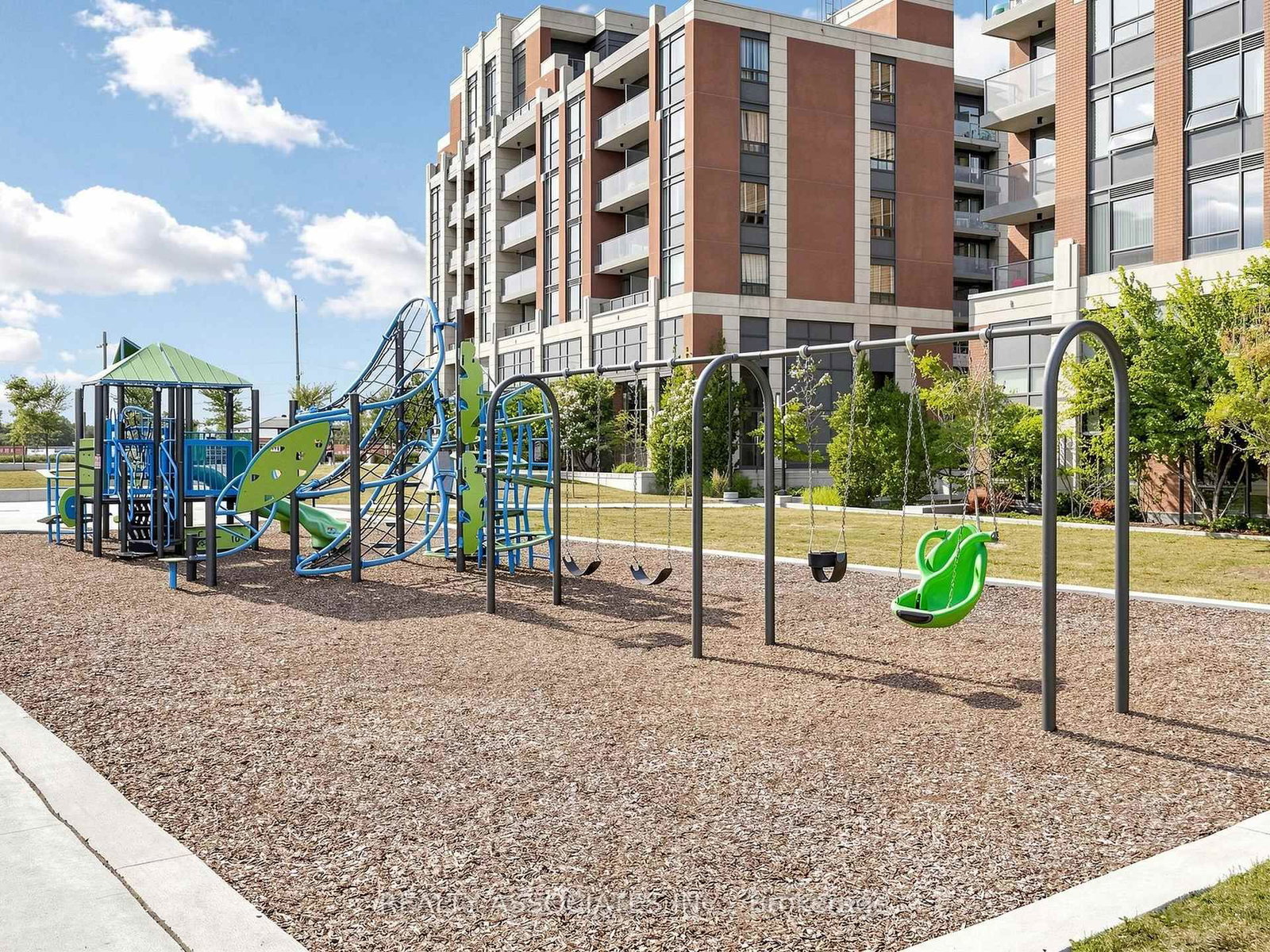 18 Uptown Drive, Unit 721 - Photo 38