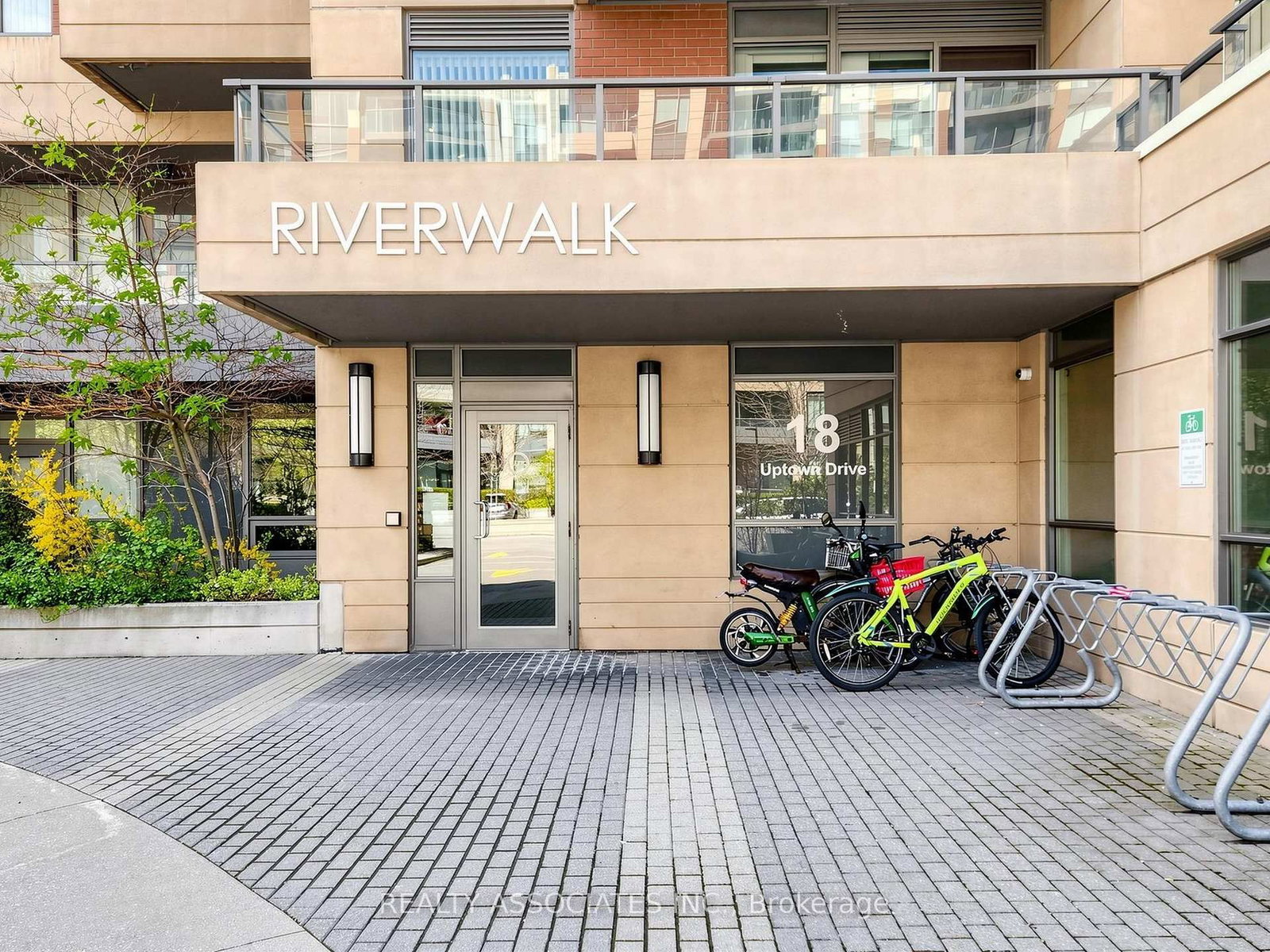 18 Uptown Drive, Unit 721 - Photo 4