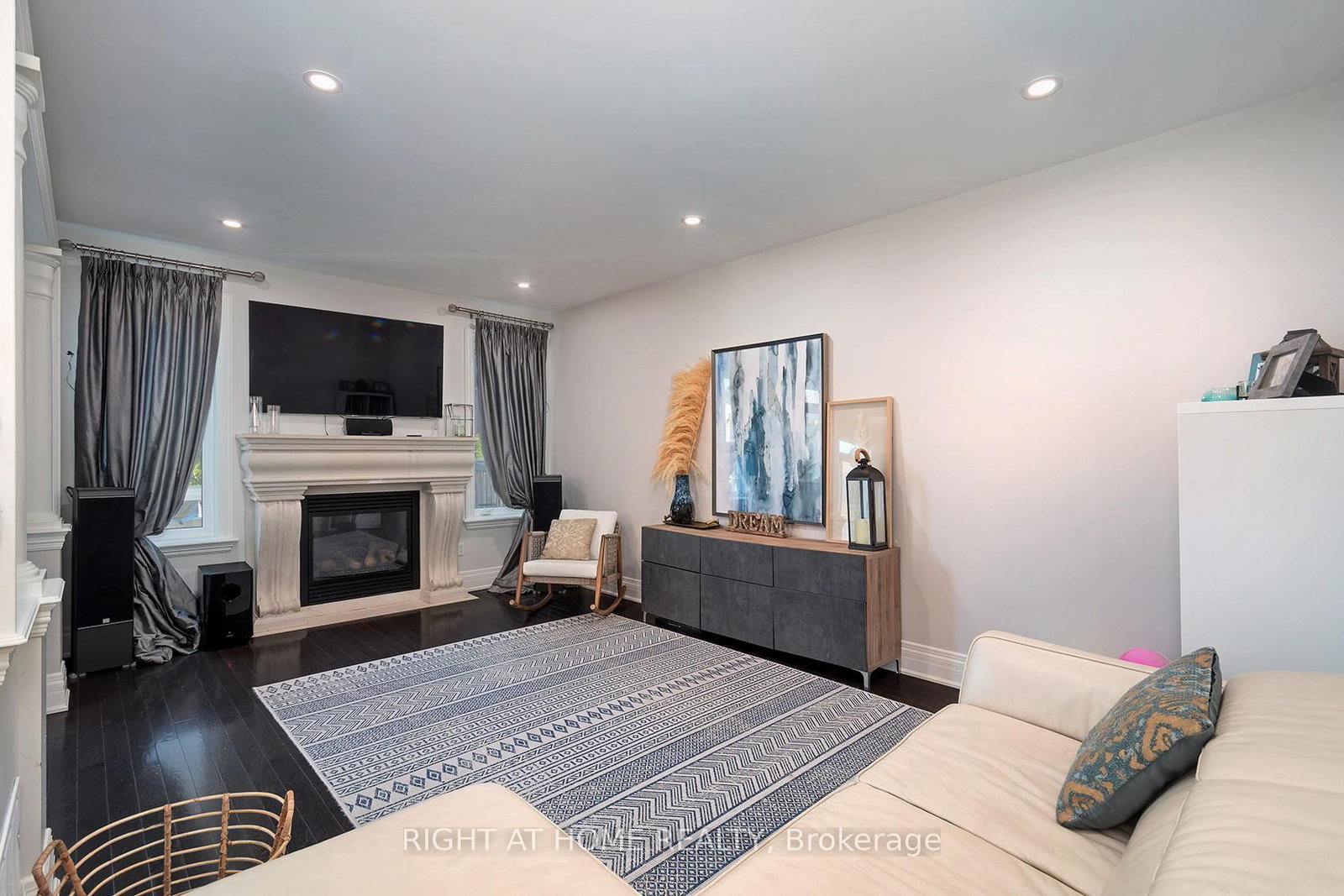 464 Davos Road - Photo 9