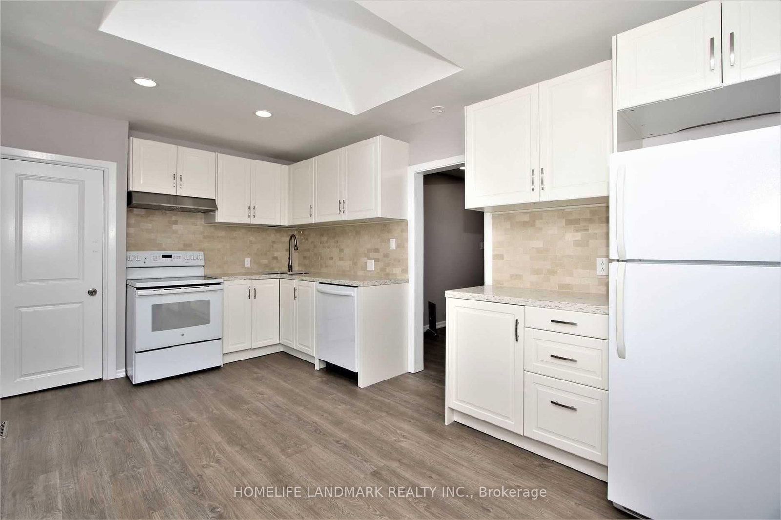 3 Elmbank Road • Vaughan, ON photo 6