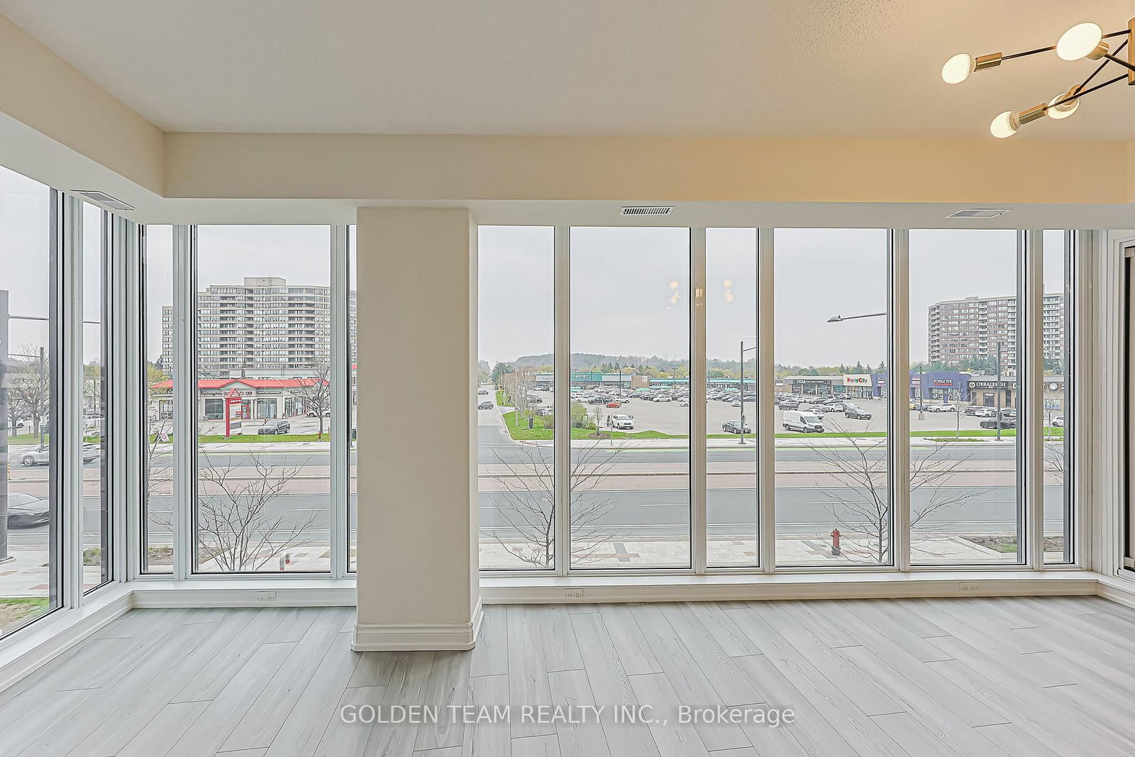 9600 Yonge Street, Unit 218B - Photo 19