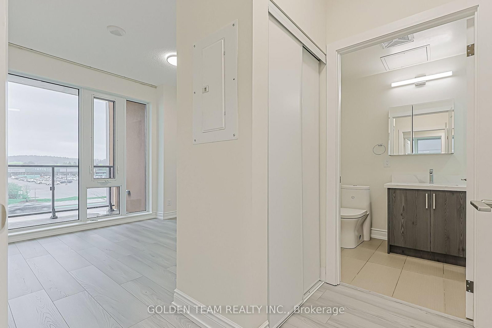 9600 Yonge Street, Unit 218B - Photo 20