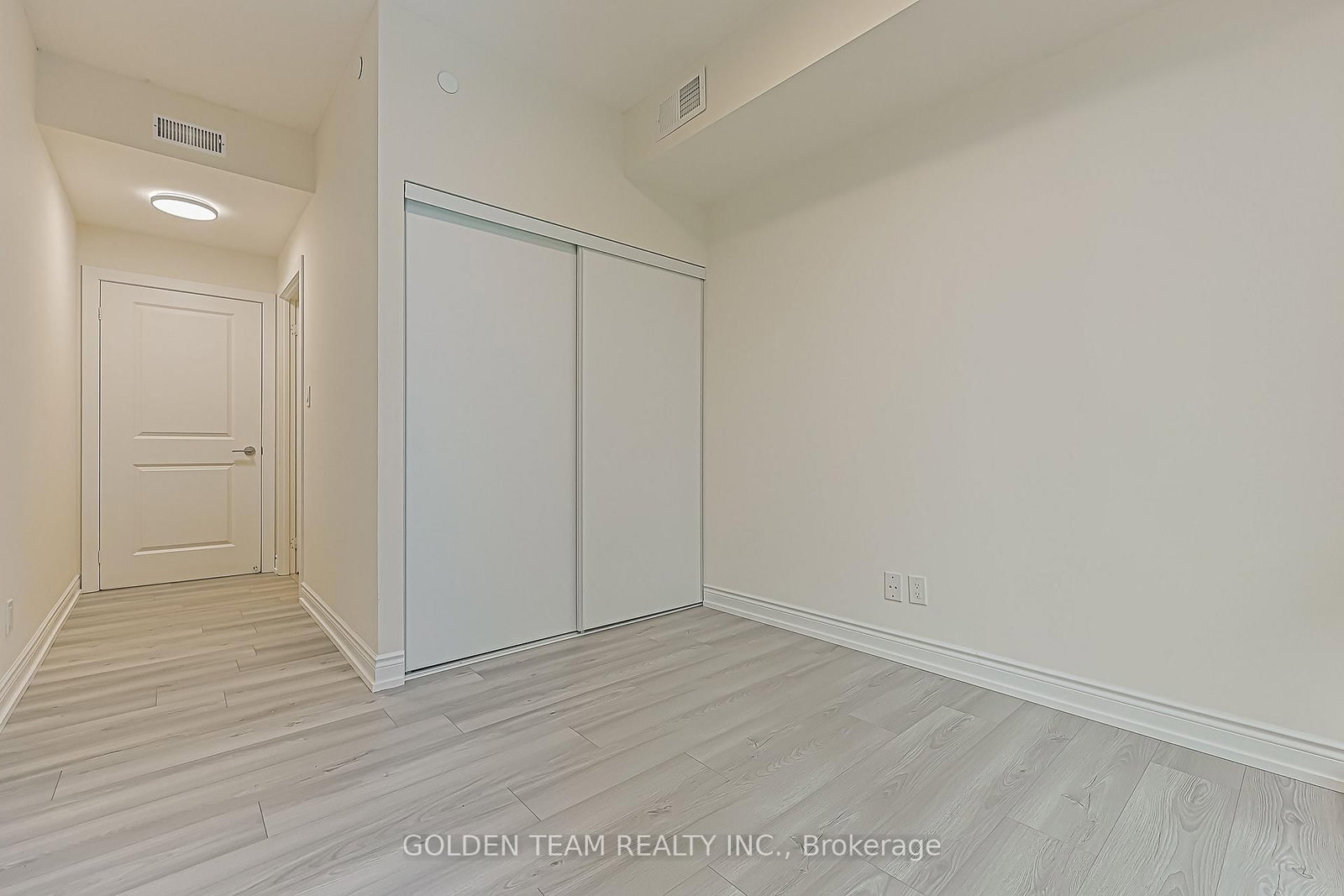 9600 Yonge Street, Unit 218B - Photo 28