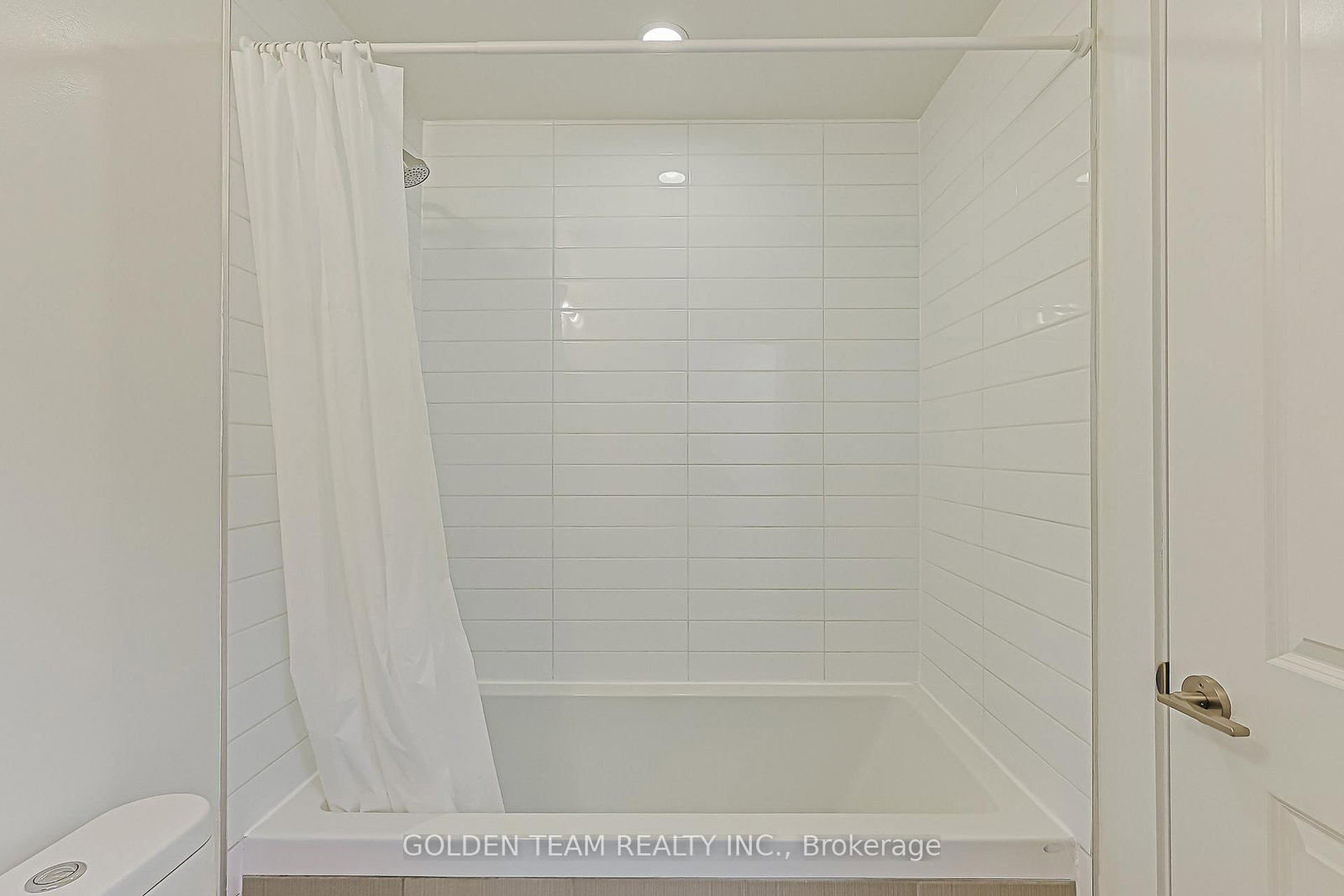 9600 Yonge Street, Unit 218B - Photo 32