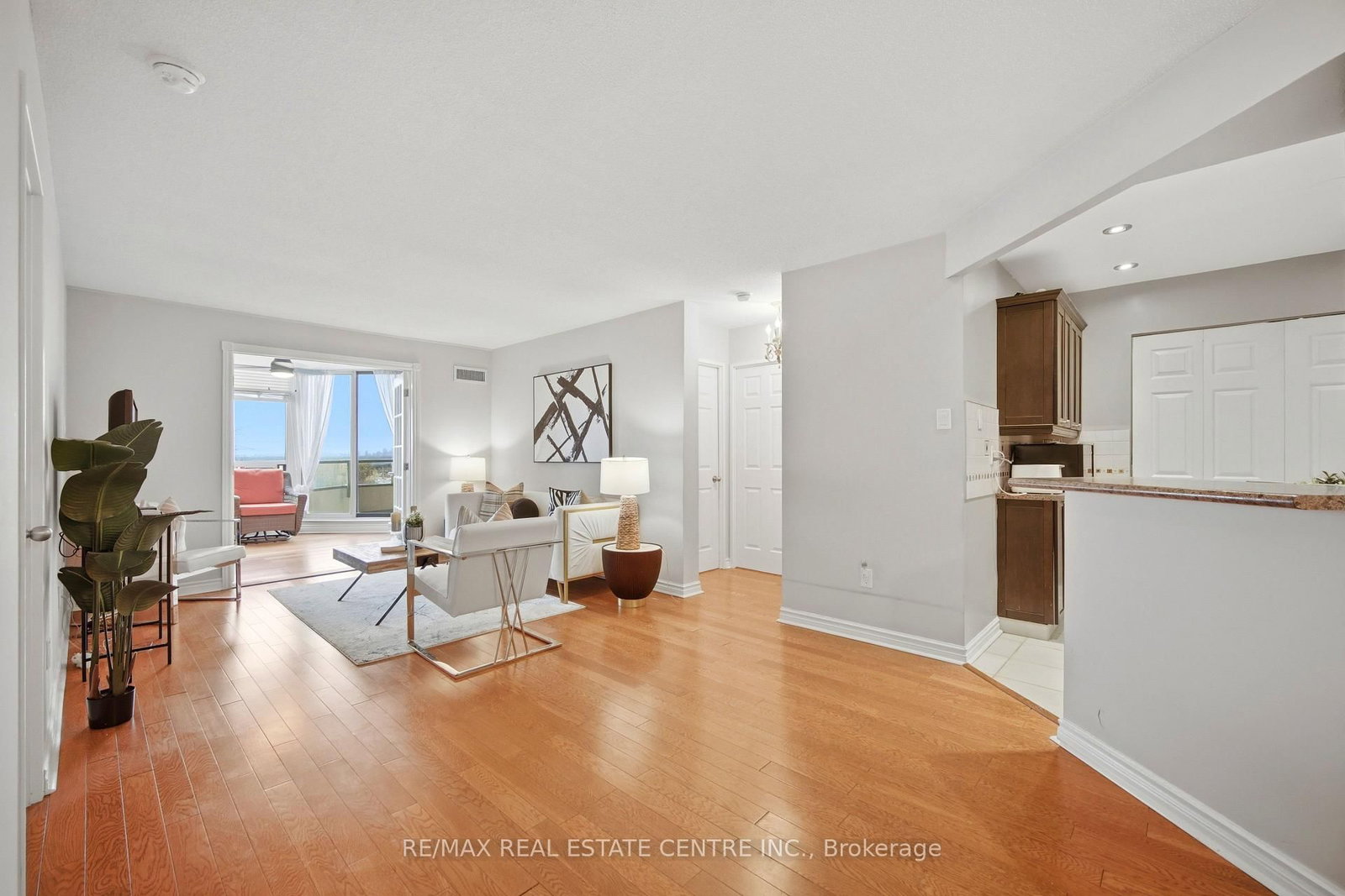 8501 Bayview Avenue, Unit 1414 - Photo 10