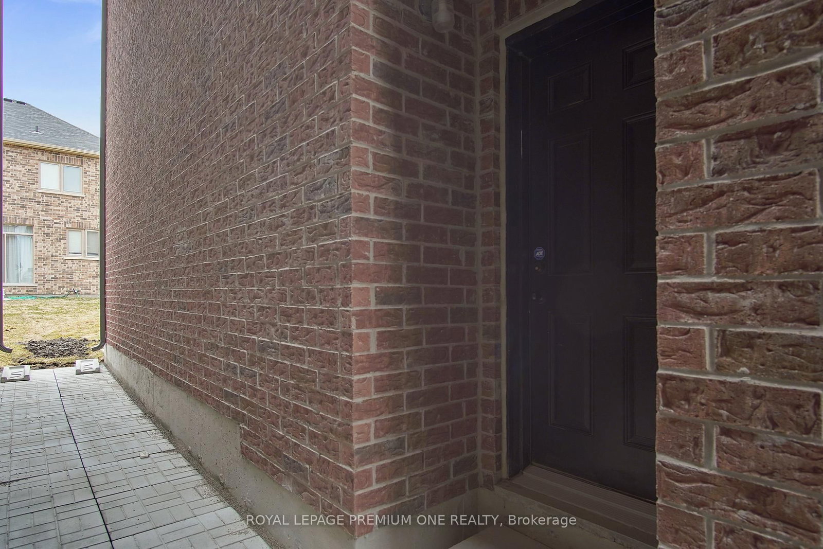 76 Birkett Way, Unit Bsmt - Photo 2