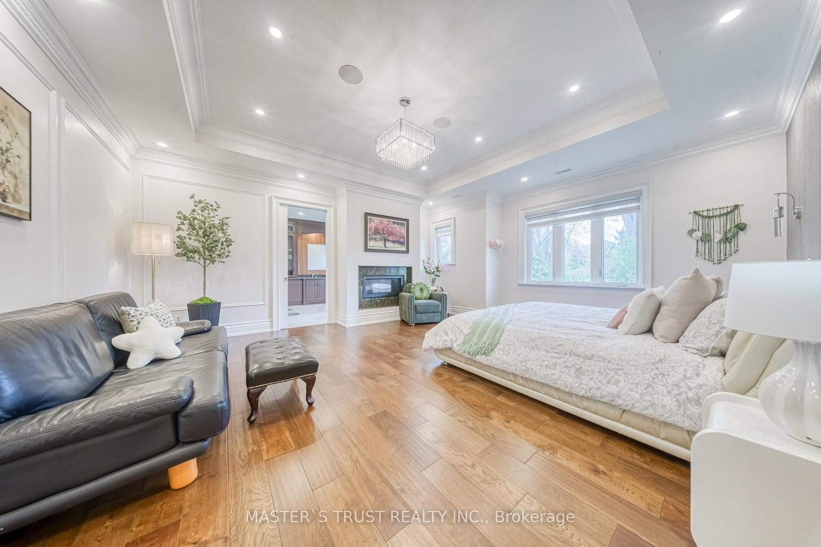 7 Trumpour Court • Markham, ON photo 10