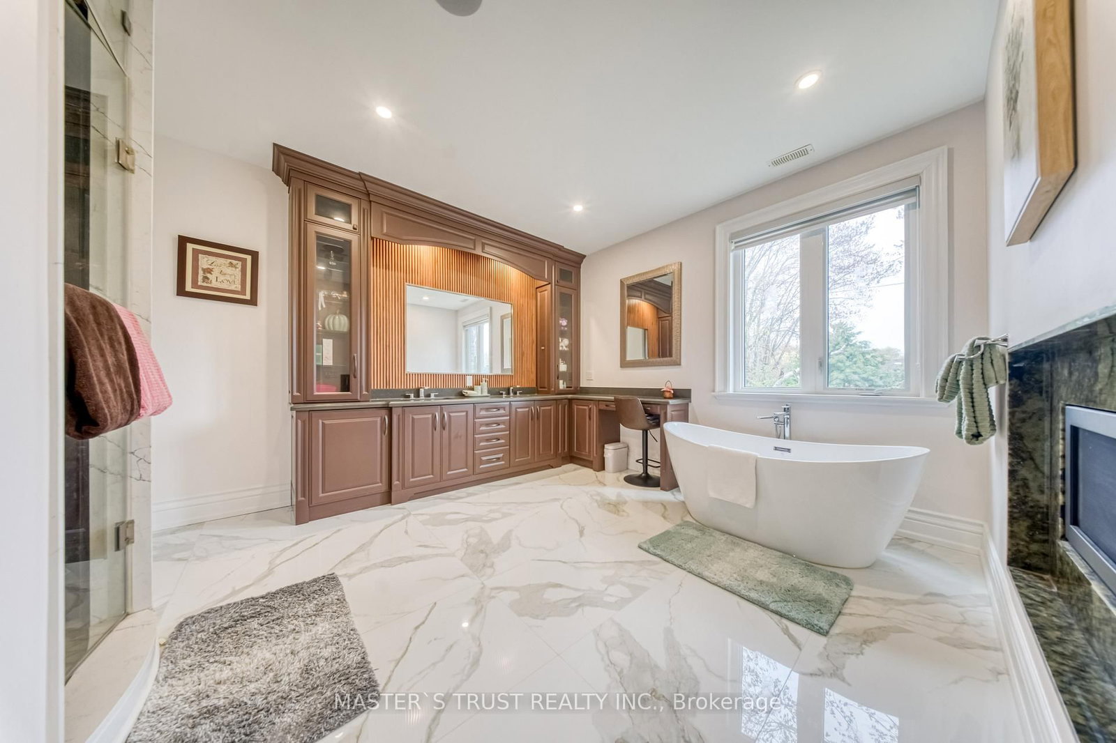 7 Trumpour Court • Markham, ON photo 11