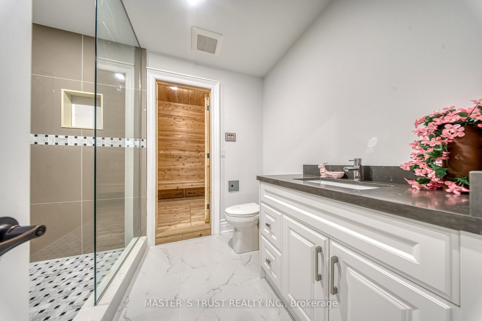 7 Trumpour Court • Markham, ON photo 15