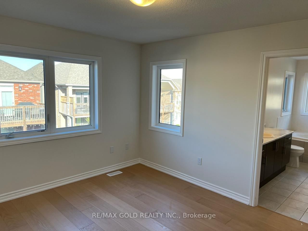 31 Lawrence D. Pridham Avenue - Photo 15
