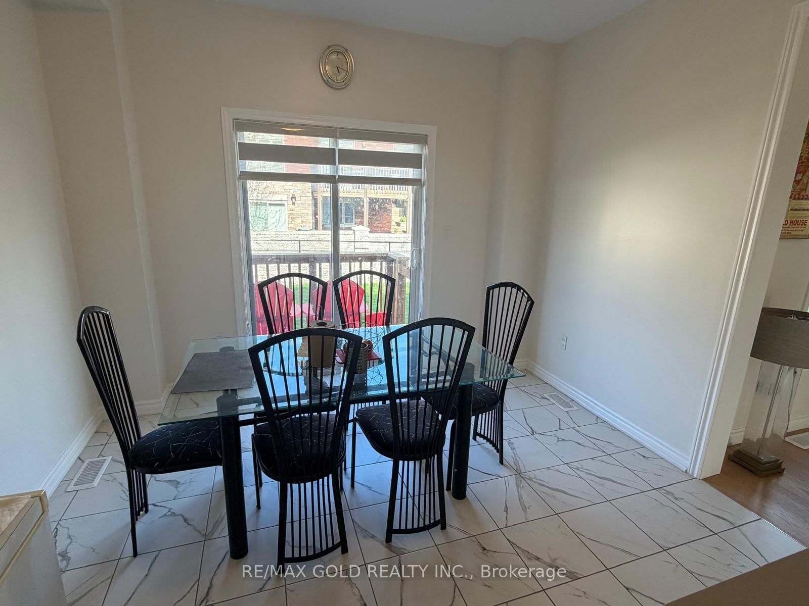 31 Lawrence D. Pridham Avenue - Photo 8