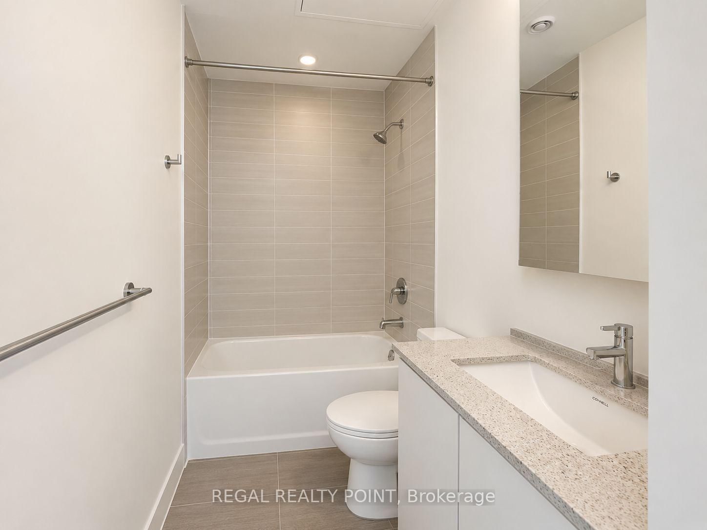 8868 Yonge Street, Unit 812E - Photo 7
