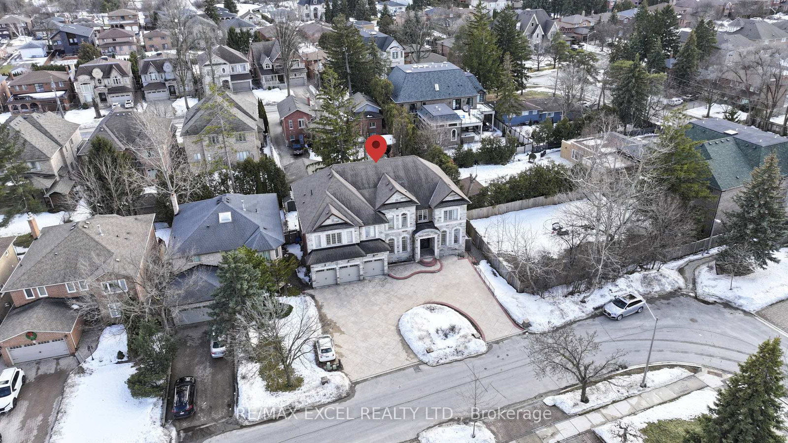 Detached House for sale at 19 Addison Street, Richmond Hill, Ontario, L4C 9N1 - North Richvale - MLS: N13106768