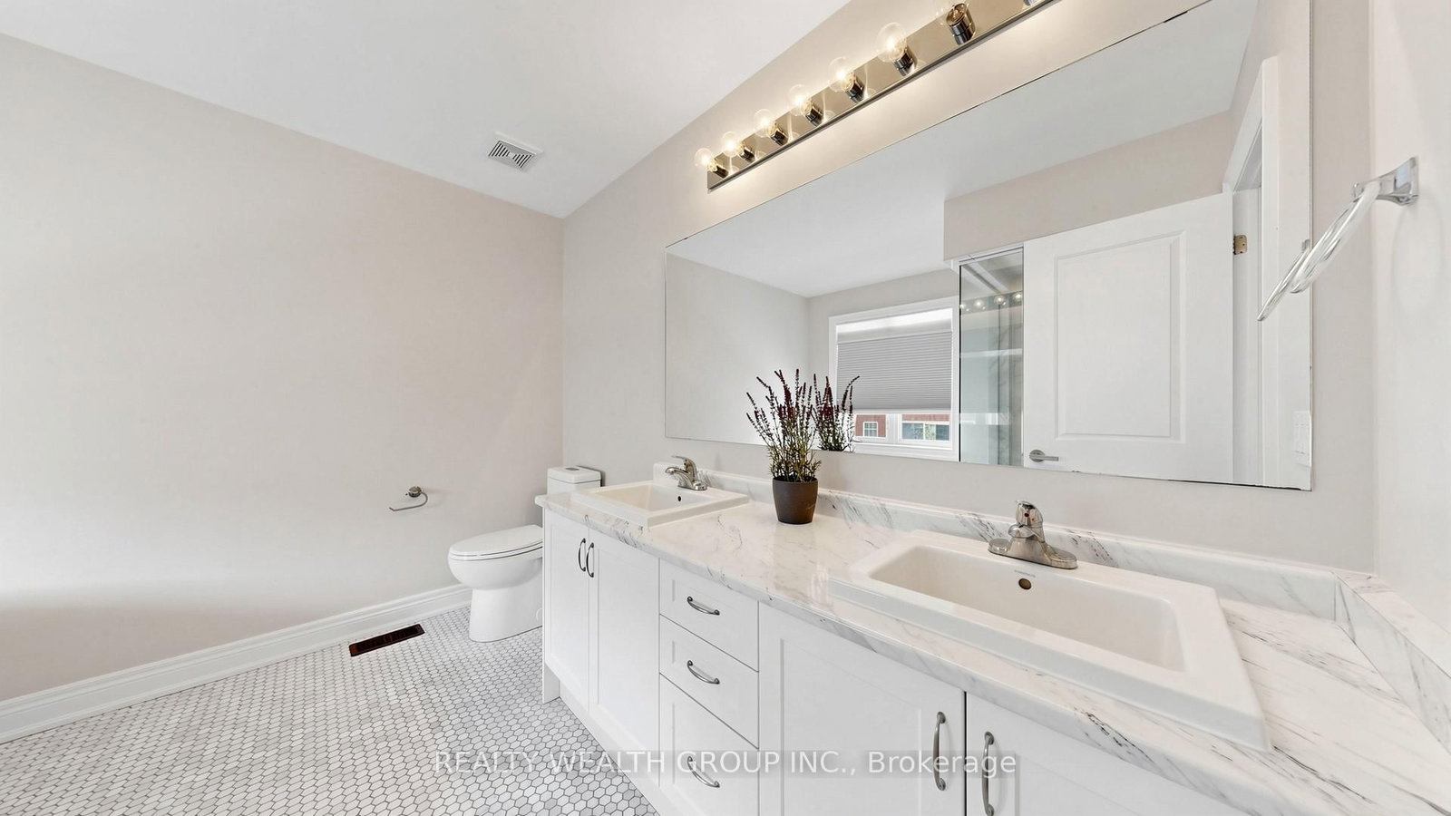 29 Frederick Pearson Street - Photo 18