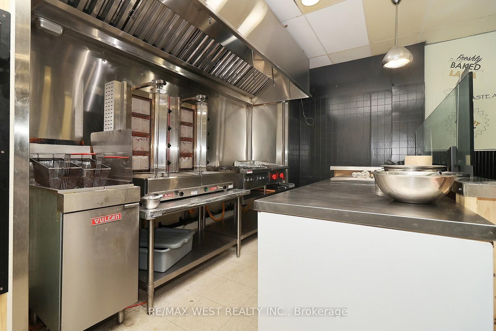 1118 Centre st Street, Unit 21 - Photo 10
