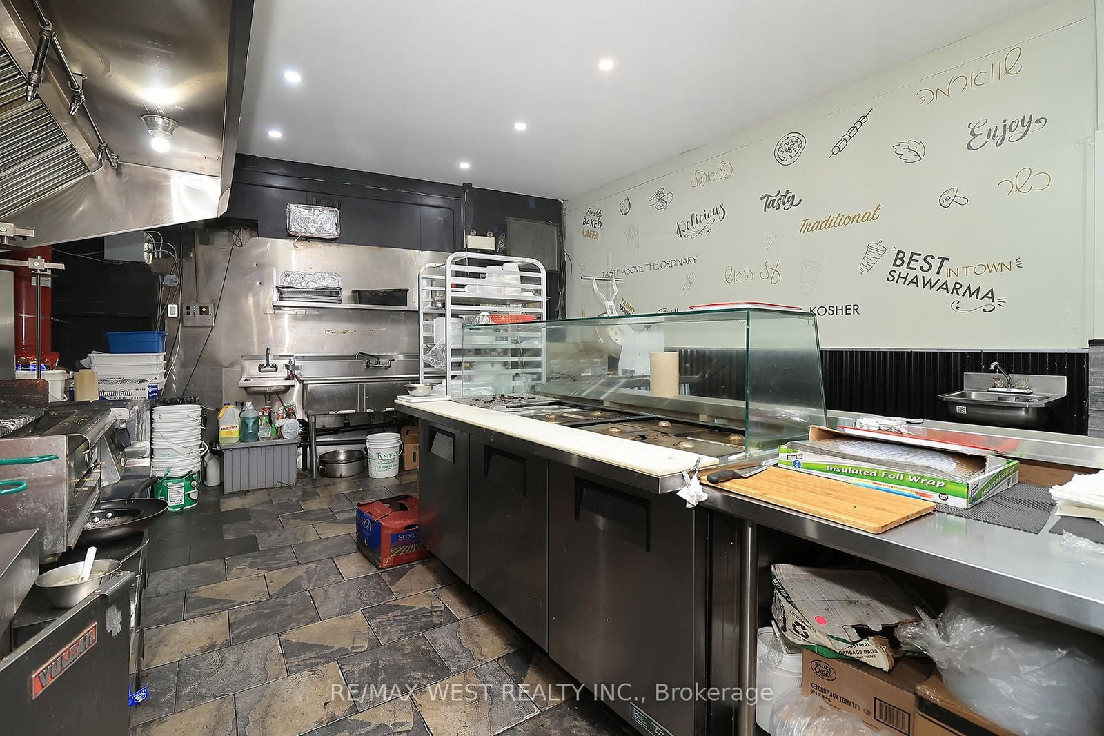 1118 Centre st Street, Unit 21 - Photo 28