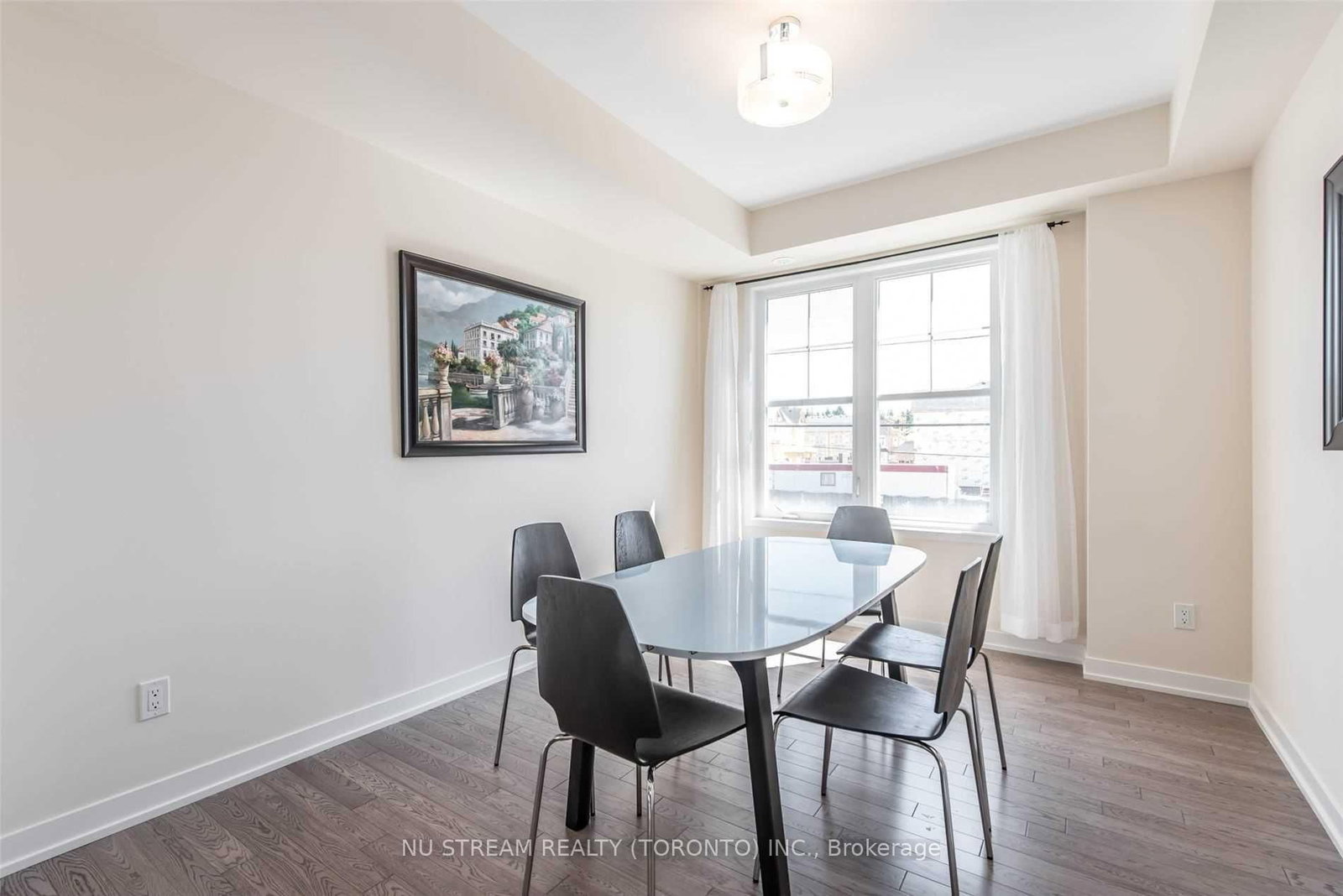 Townhouse sold at 10578 Bathurst Street, Vaughan, Ontario, L6A 4Y4 - Patterson - MLS: N13106988