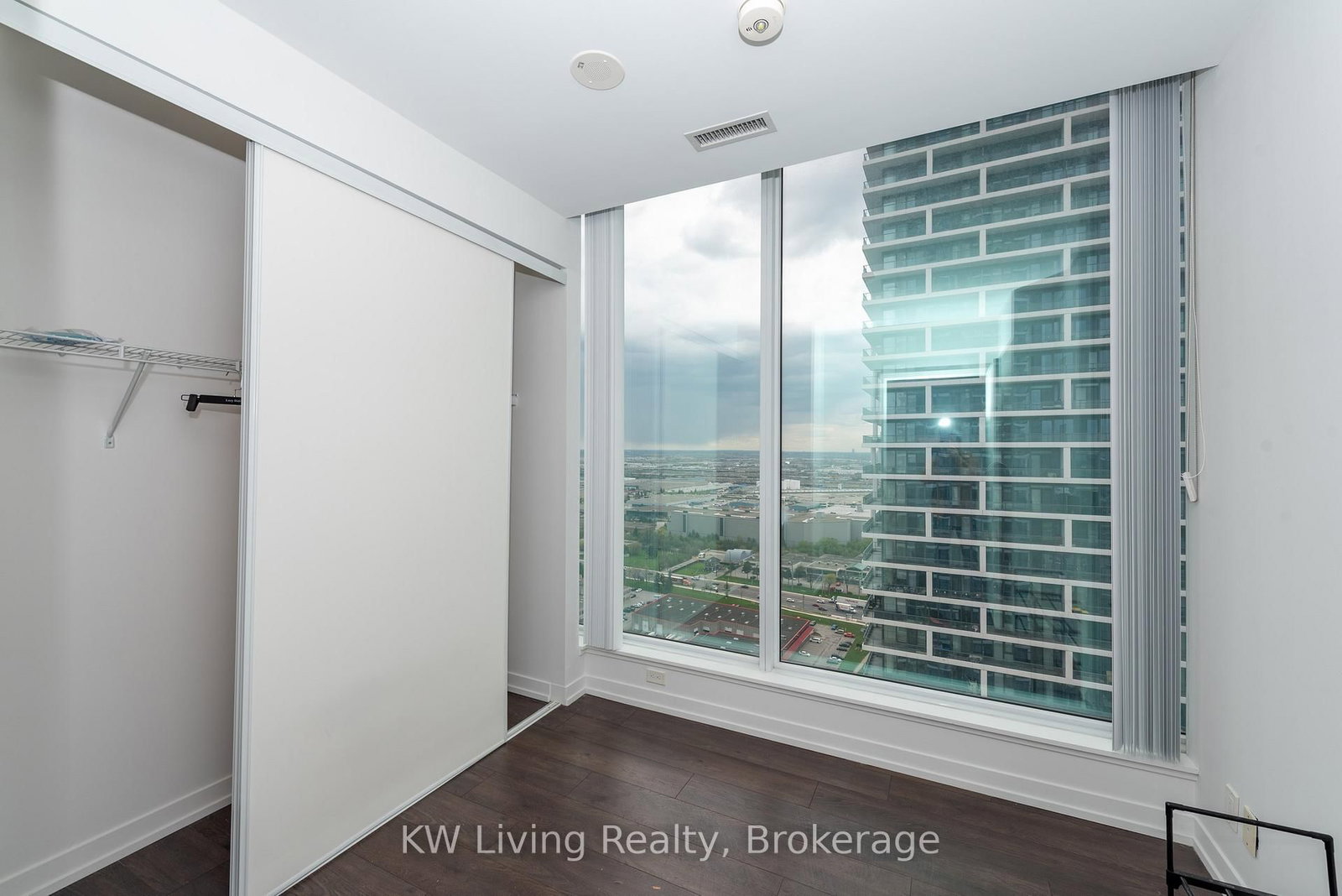 898 Portage Parkway, Unit 3302 - Photo 31