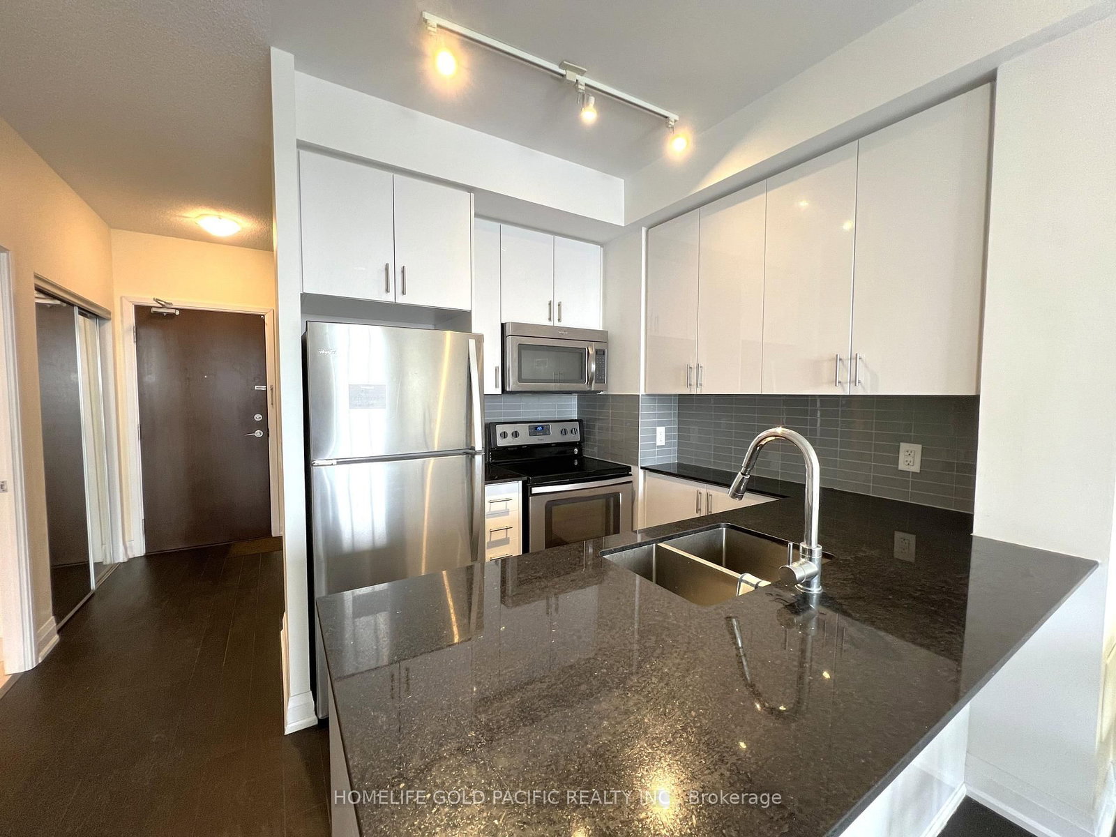 9582 Markham Road, Unit 1215 - Photo 8