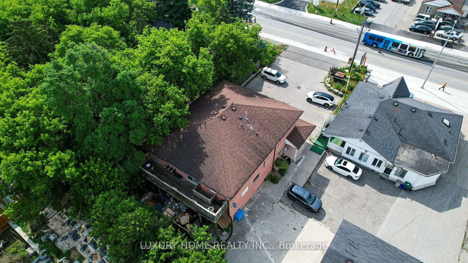 186 King Road - Photo 2