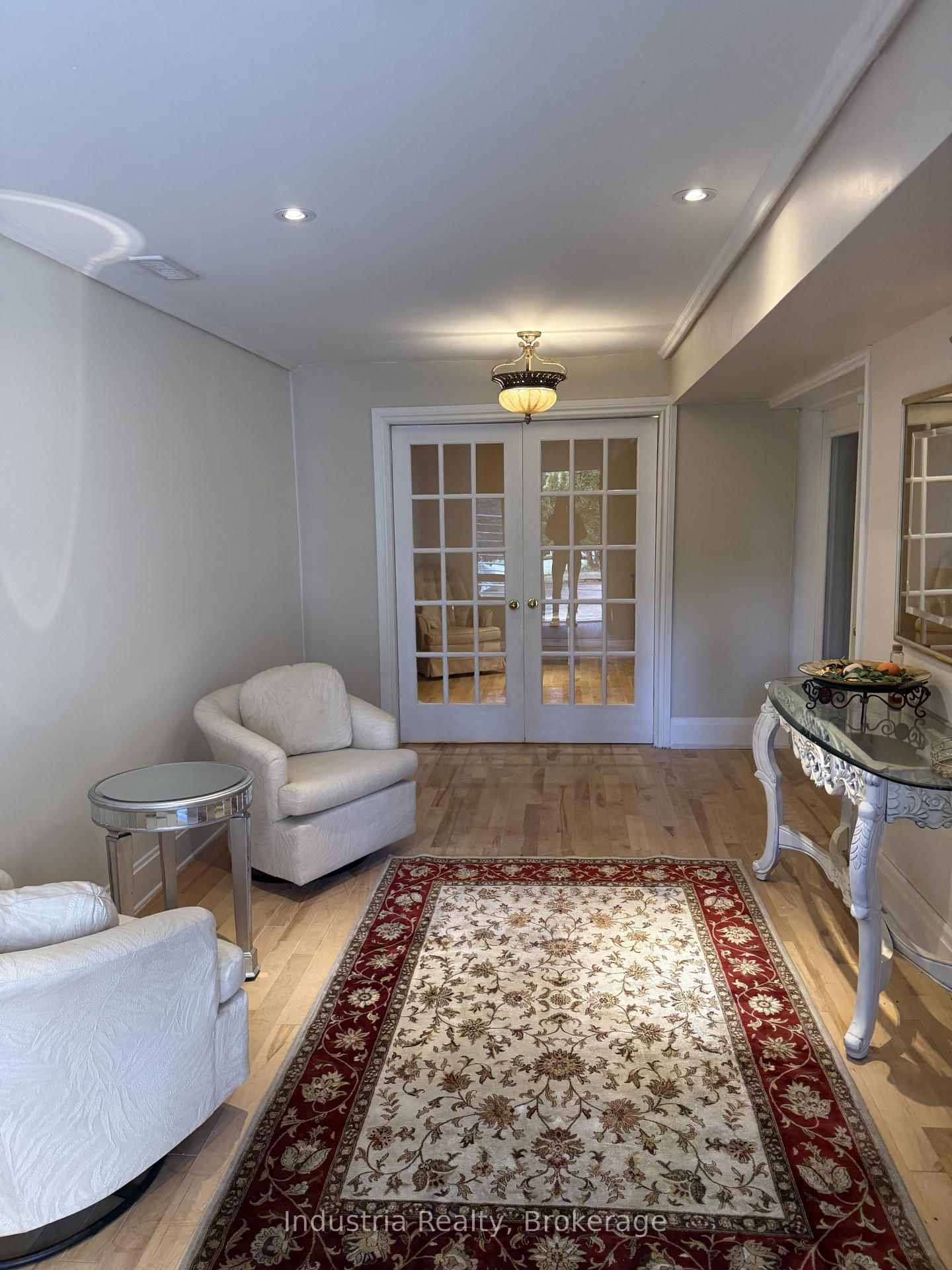 15500 Leslie Street, Unit Lower - Photo 20