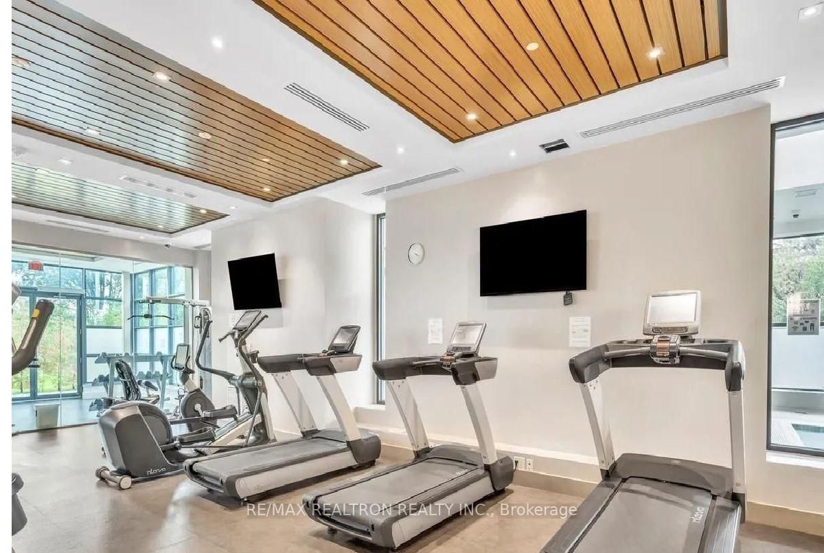 9608 Yonge Street, Unit 1506 - Photo 18