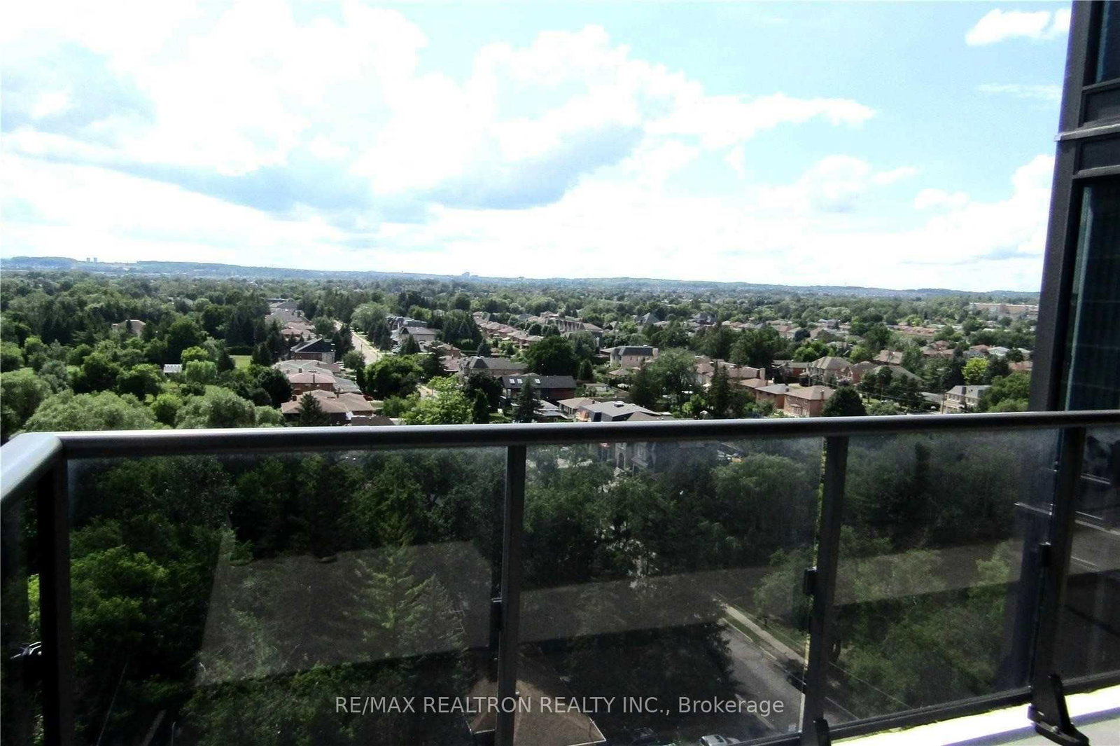 9608 Yonge Street, Unit 1506 - Photo 8
