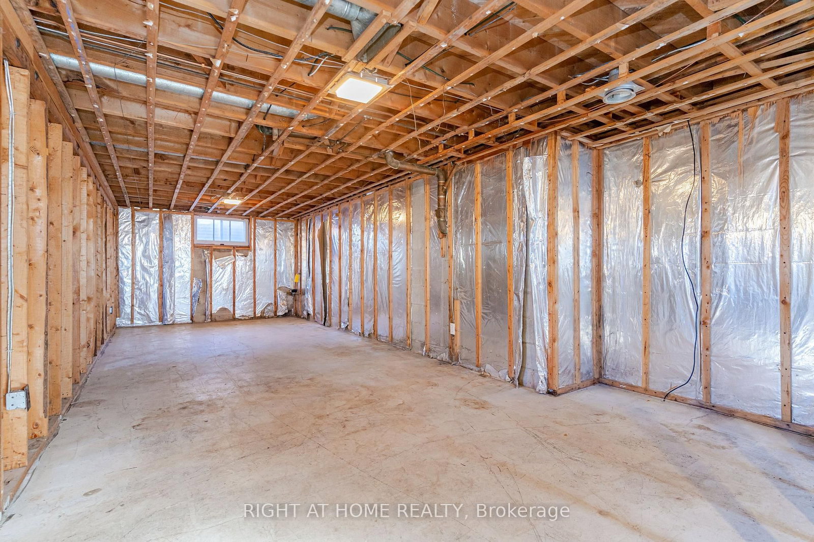 18200 Leslie Street - Photo 13
