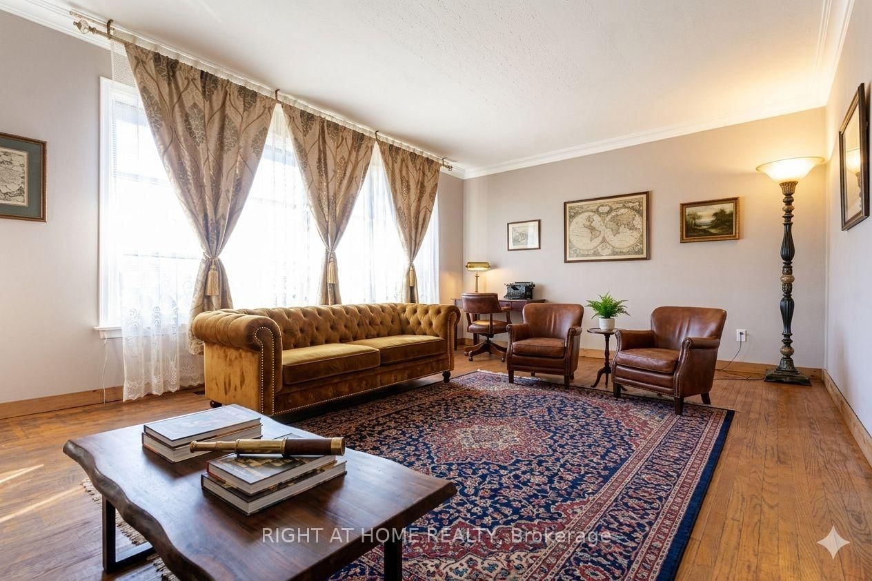 18200 Leslie Street - Photo 4