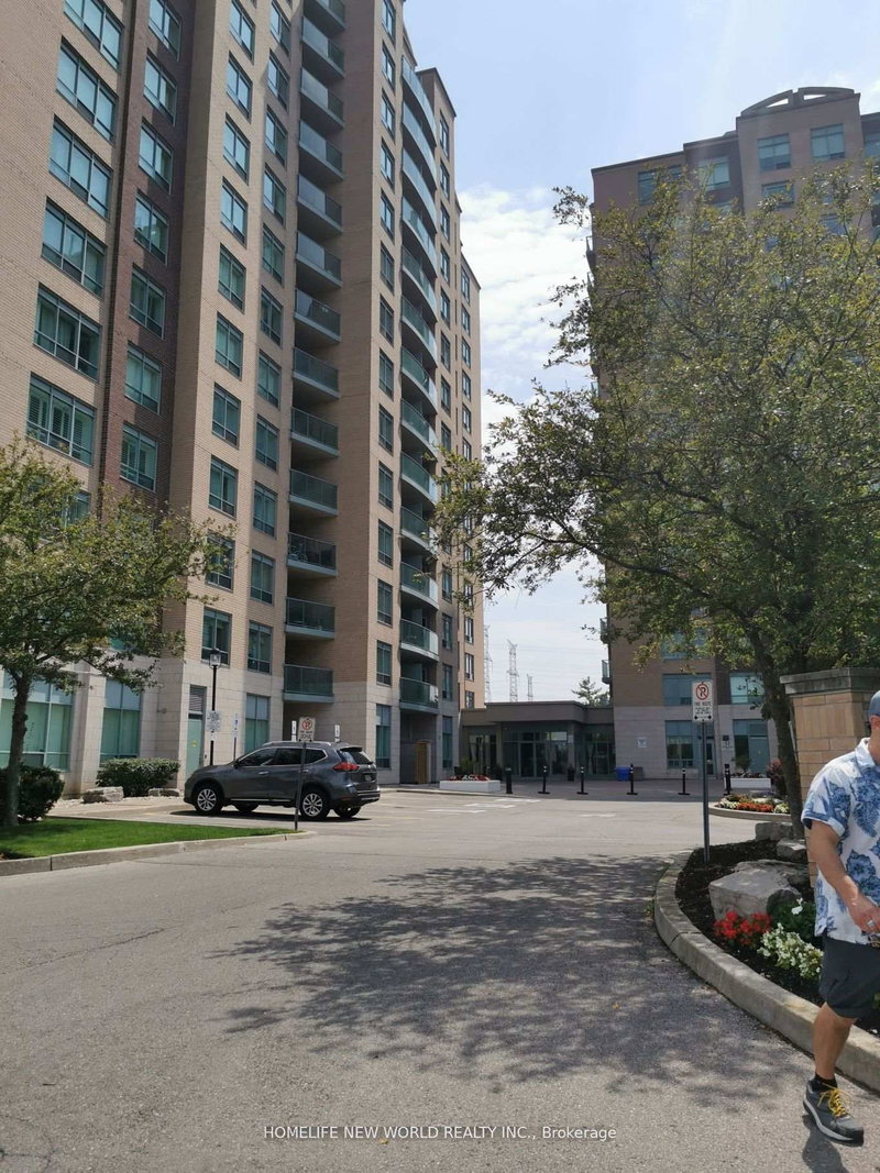 home for lease on 401-11 Oneida Crescent