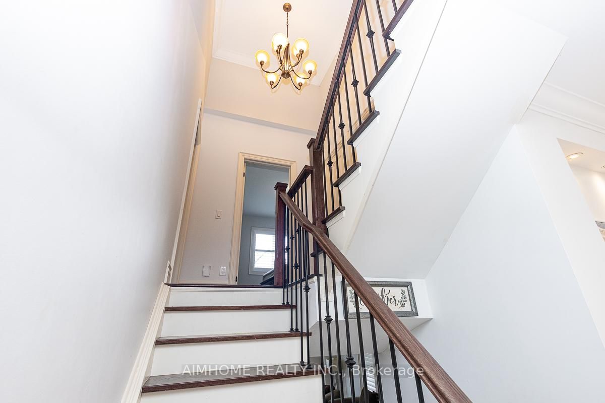 220 Weldrick Road W - Photo 17