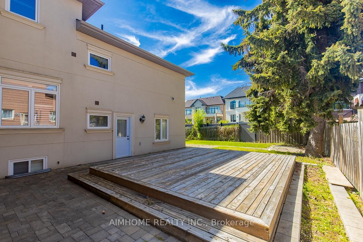 220 Weldrick Road W - Photo 36