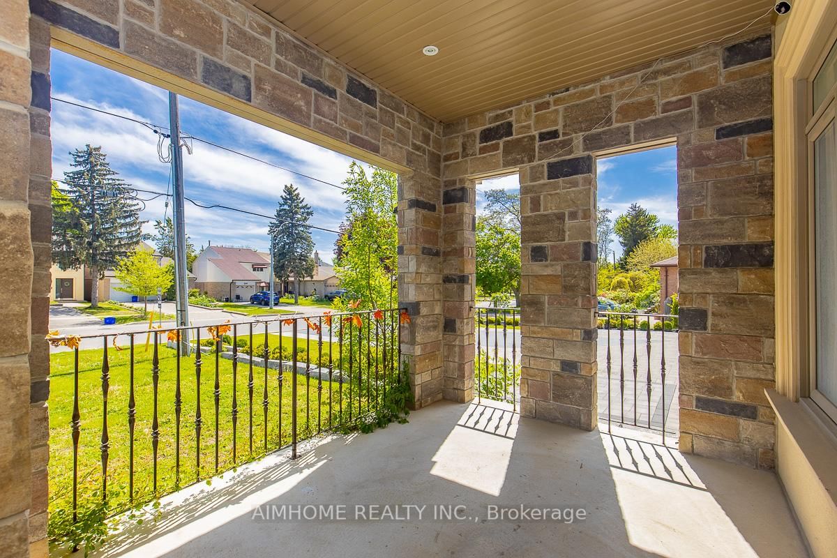 220 Weldrick Road W - Photo 4