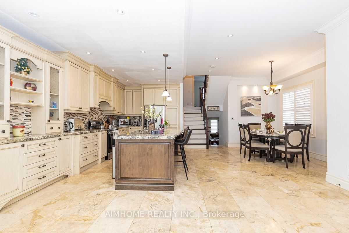 220 Weldrick Road W - Photo 7