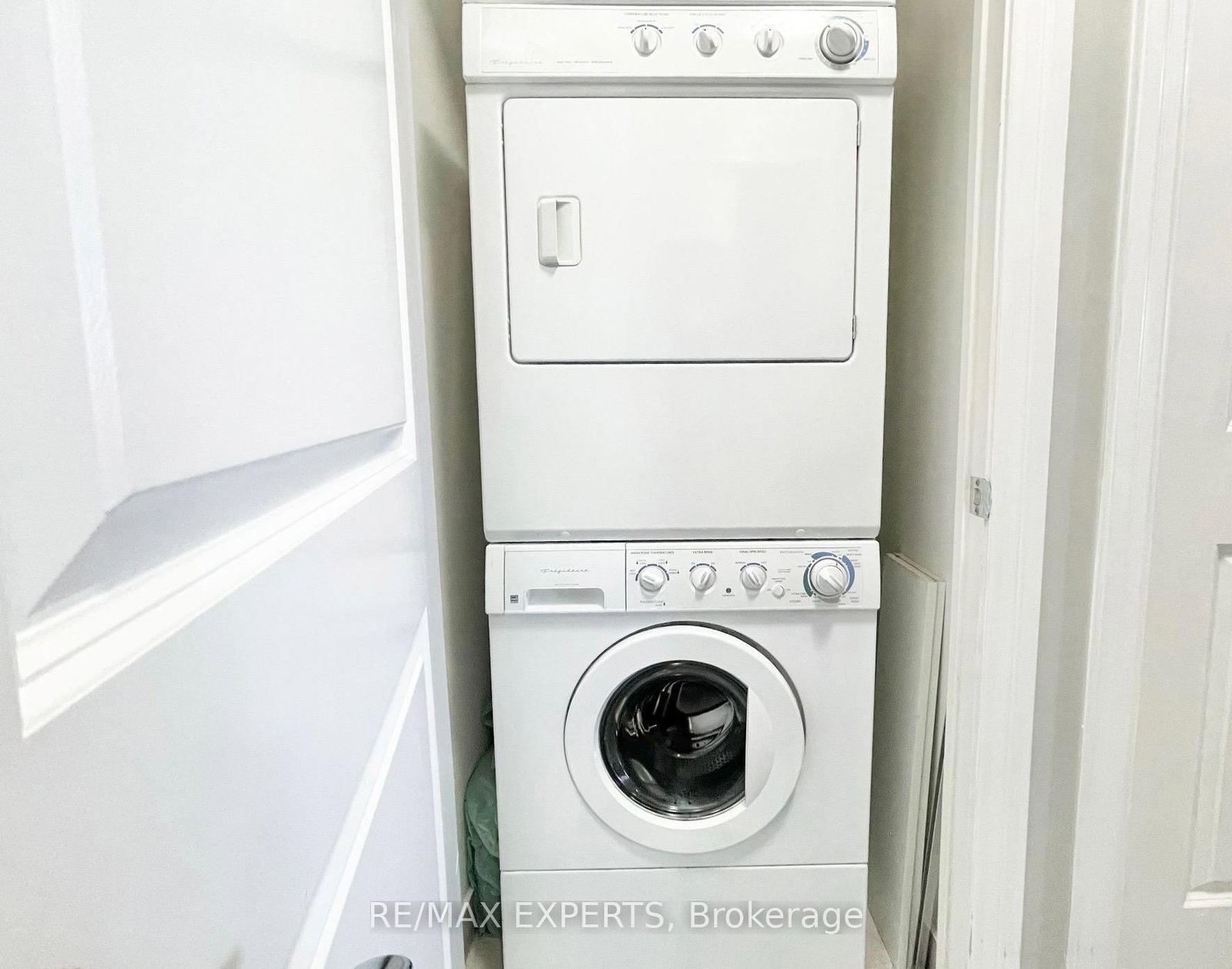 131 Upper Duke Crescent, Unit 104 - Photo 10