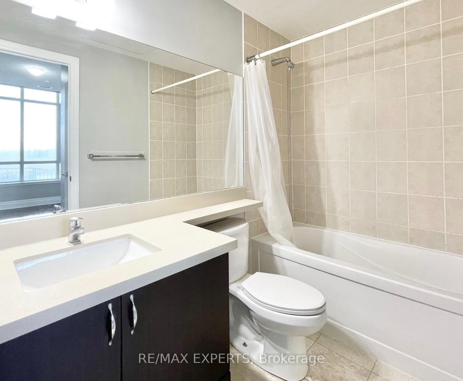 131 Upper Duke Crescent, Unit 104 - Photo 9