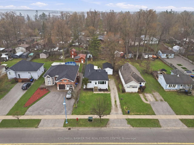749 Innisfil Beach Road