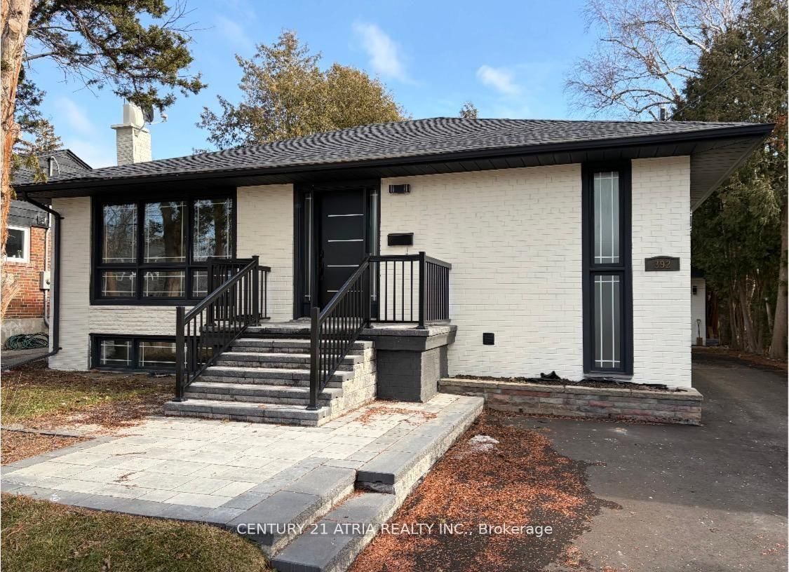 Detached House for sale at 392 Bent Crescent, Richmond Hill, Ontario, L4C 1C3 - Crosby - MLS: N13109612