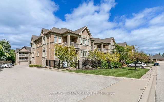 207 - 2 Briar Hill Heights