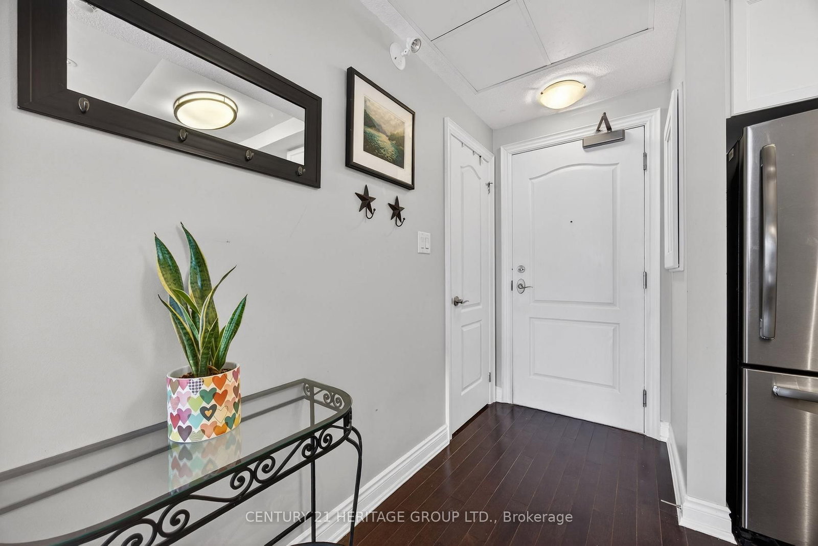 2 Briar Hill Heights, Unit 207 - Photo 5