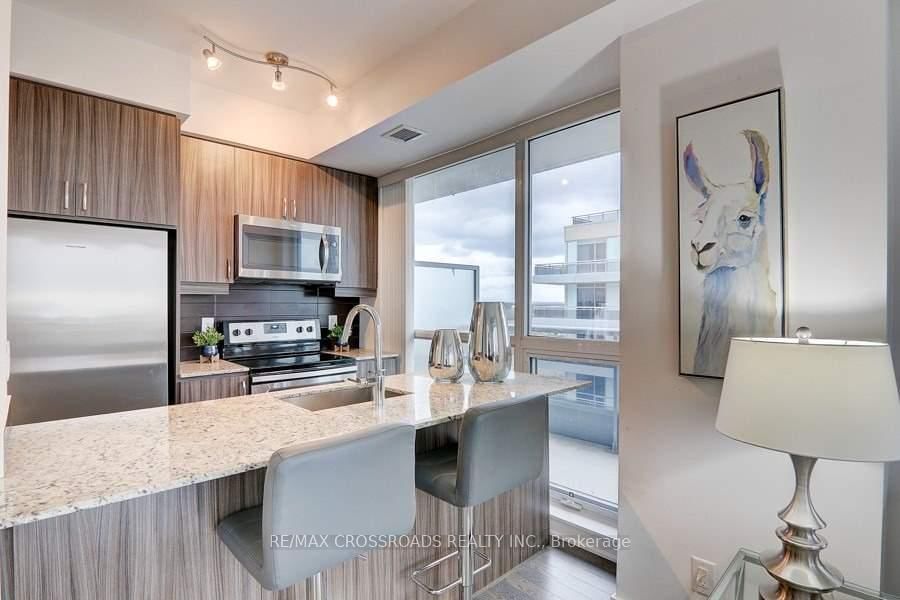 9201 Yonge Street, Unit 1704 - Photo 14