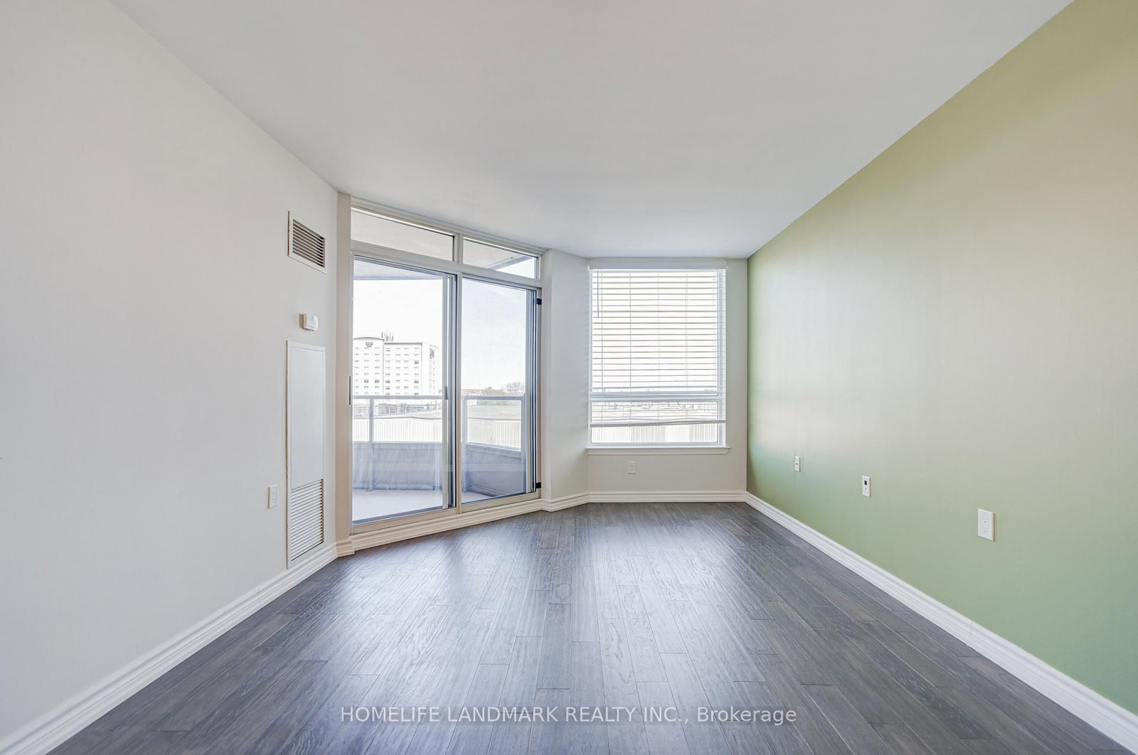 9017 Leslie Street, Unit 317 - Photo 14