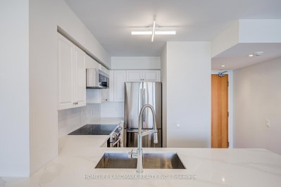 9017 Leslie Street • #317 • Richmond Hill, ON photo 5