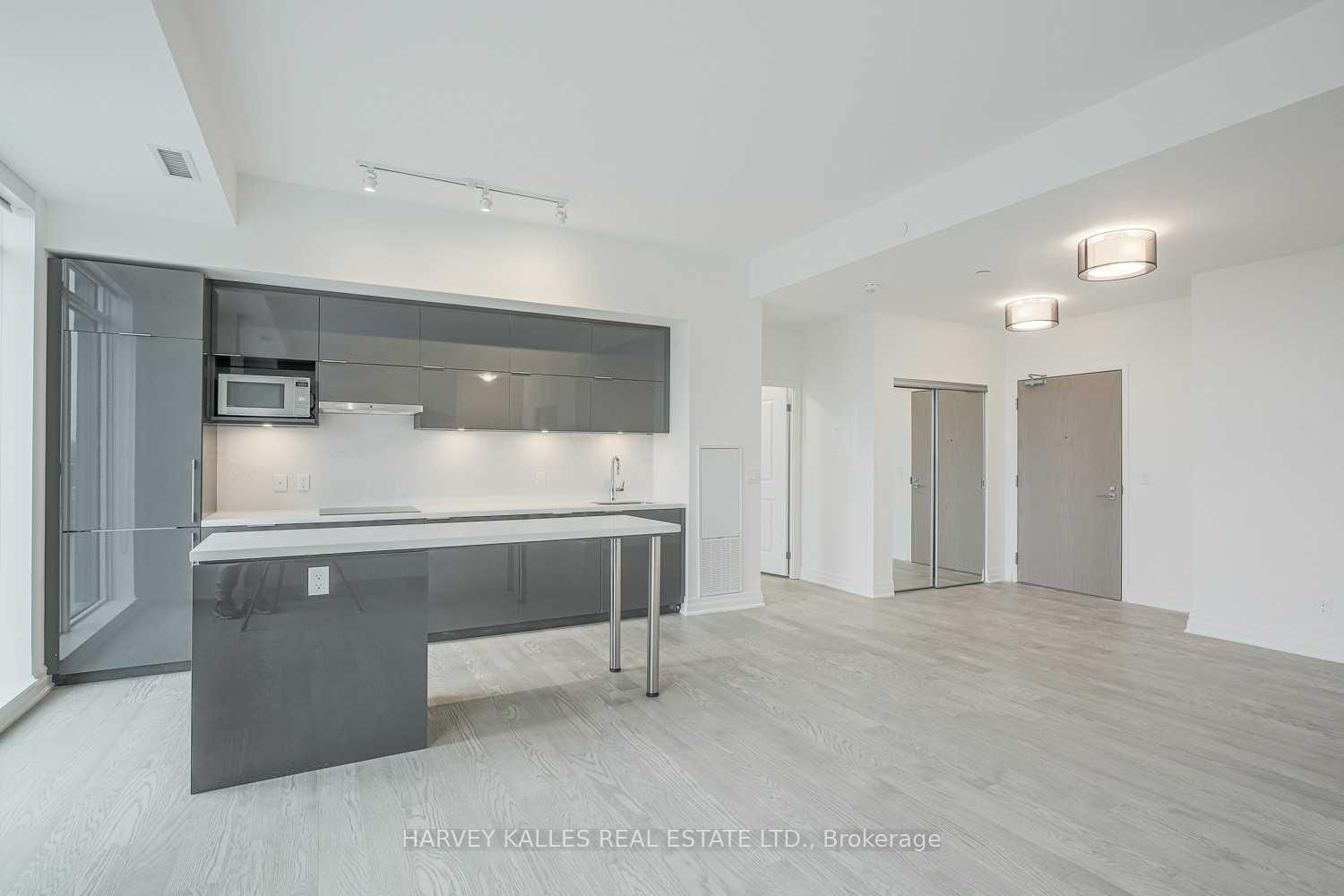 18 Rouge Valley Drive W, Unit 713 - Photo 6