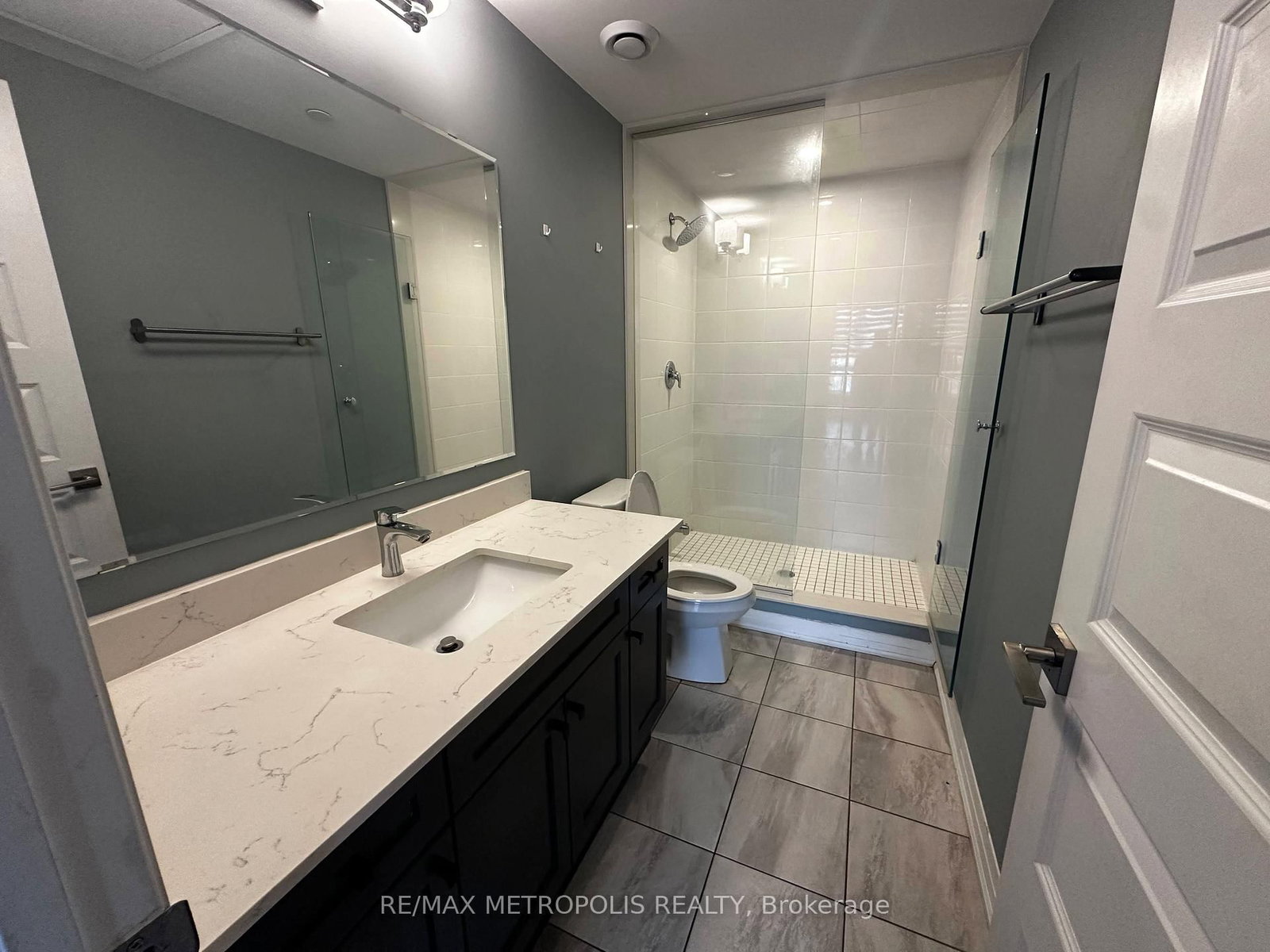 58 Adam Sellers Street, Unit 301 - Photo 10