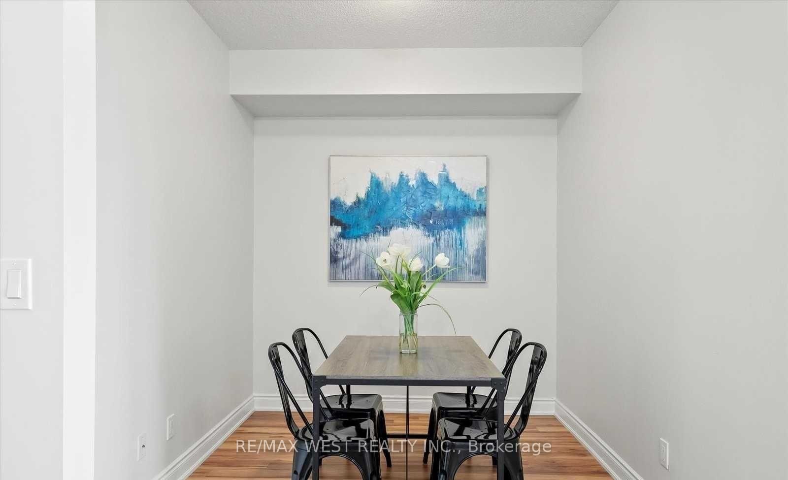 9090 Yonge Street, Unit 1501 - Photo 11
