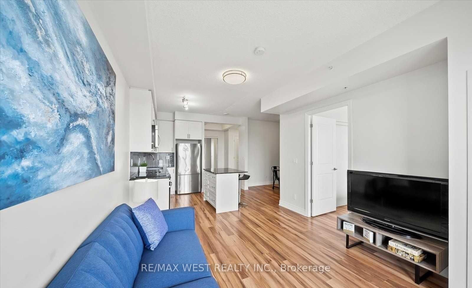 9090 Yonge Street, Unit 1501 - Photo 16