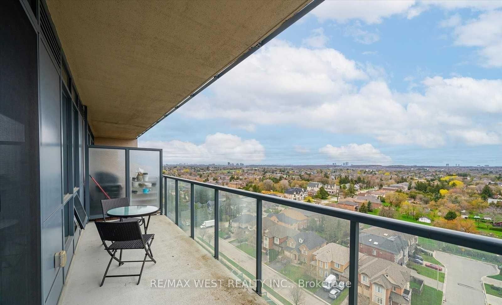 9090 Yonge Street, Unit 1501 - Photo 19