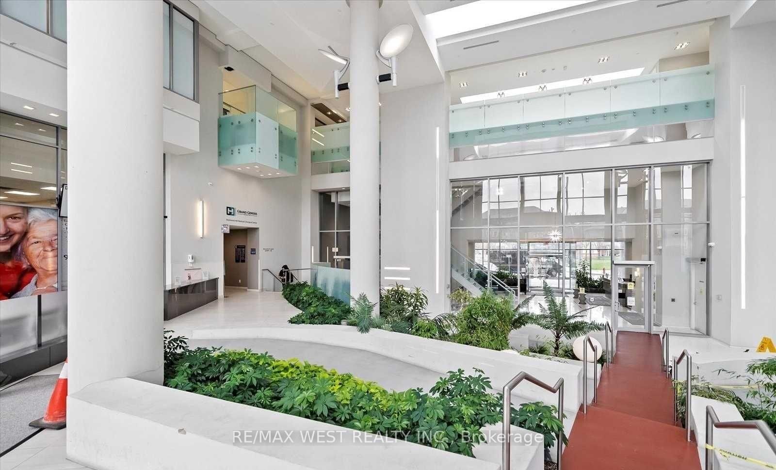 9090 Yonge Street, Unit 1501 - Photo 28