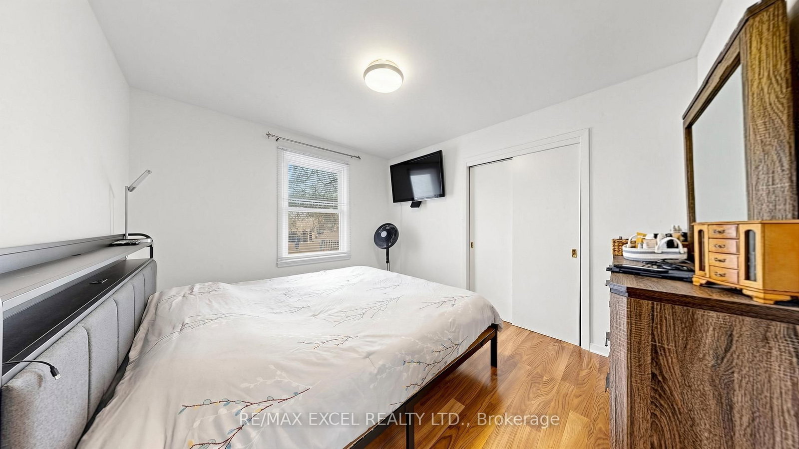 2 Hughes Street - Photo 18